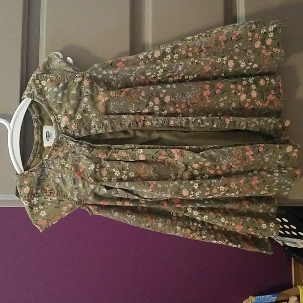 Girls dress